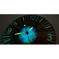 006. Világító ceruza-epoxy falióra – Au Light & Clock